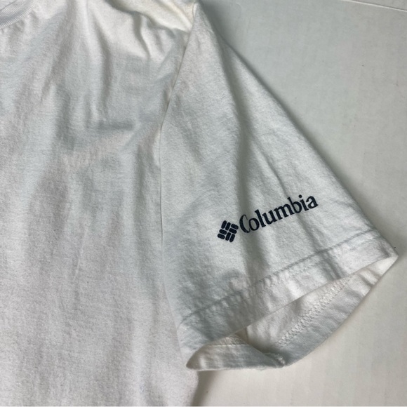 Columbia Men’s Medium T-Shirt White Logo Short Sleeve Cotton Outdoor Flaws - Picture 4 of 9
